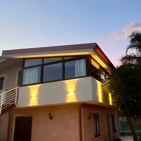 The Blue Window - - 300m From Sea Augusta