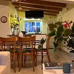 The Blue Window - - 300m From Sea Ferienhaus *